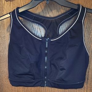 Livi Active by Lane Bryant front zip sports bra